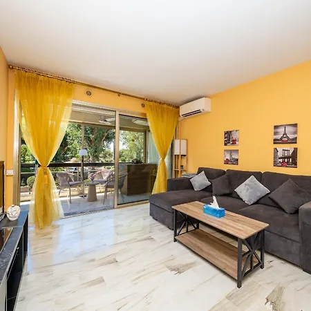 Apartman Luxury ,2p Neuf Climatise, Terrasse Exceptionnelle ,parking, Croisette Cannes