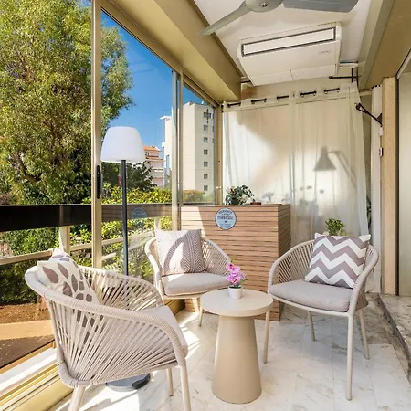 Apartment Luxury ,2p Neuf Climatise, Terrasse Exceptionnelle ,parking, Croisette