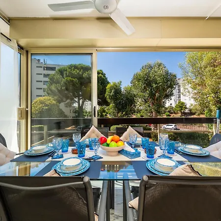 Luxury ,2p Neuf Climatise, Terrasse Exceptionnelle ,parking, Croisette Apartment Cannes
