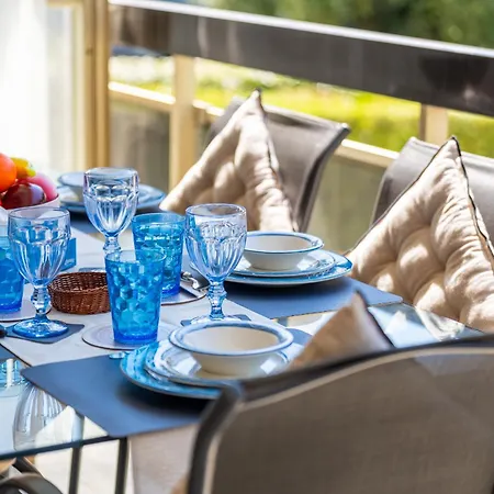 Apartman Luxury ,2p Neuf Climatise, Terrasse Exceptionnelle ,parking, Croisette Cannes